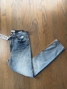 DAZE Light Wash Women’s Skinny Jeans - Blue